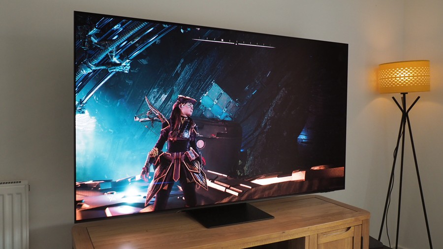 Samsung S95F OLED TV gaming performance